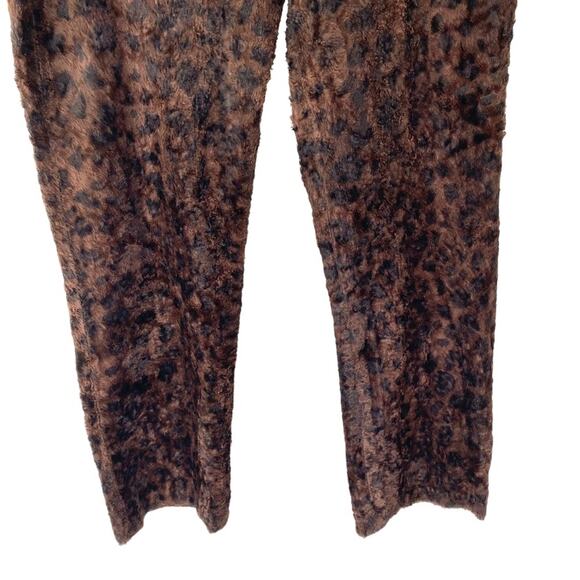 William B Brown Black Furry Leopard Animal Print Pants size 4 - Picture 3 of 8